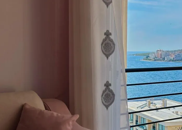 Esmeralda Apartment