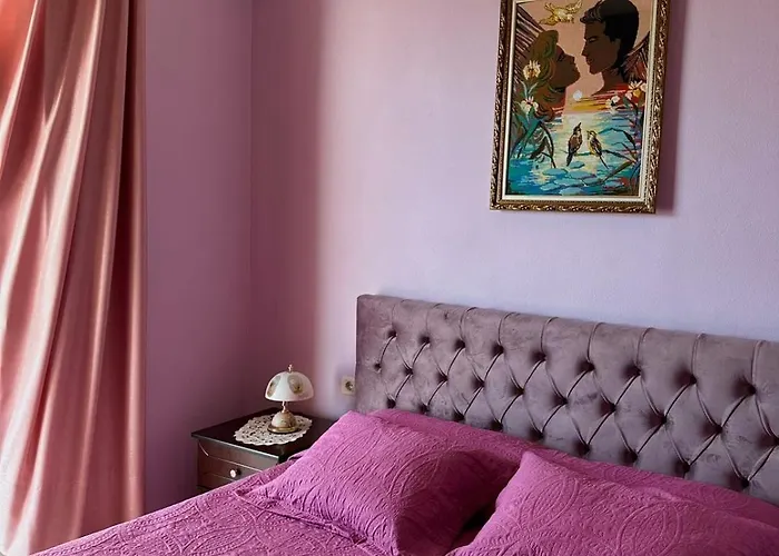 Esmeralda Apartment *