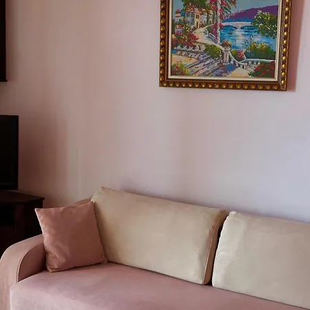 Esmeralda * Sarandë