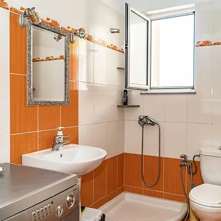 Apartment Esmeralda *